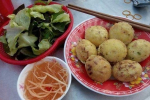 Ăn vặt Bánh Khọt Khu Hòa Bình