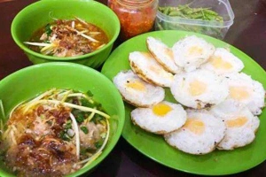 Ăn vặt Bánh Khọt Mắm Cà