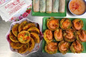 Ăn vặt Bánh Khọt Thùy Lê