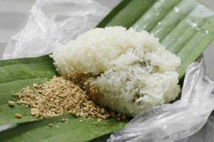 Ăn vặt Bánh Khúc Cô Lan - Thụy Khuê
