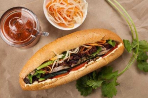 Ăn vặt Bánh Mì 25 - Hàng Cá