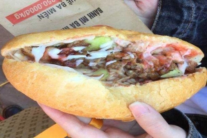 Ăn vặt Bánh Mì Ba Miền - Mê Linh Plaza Hà Đông