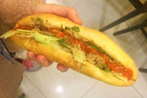 Ăn vặt Bánh Mì Bách