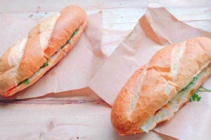Ăn vặt Bánh Mì Bami Hiip - Ngõ Huyện