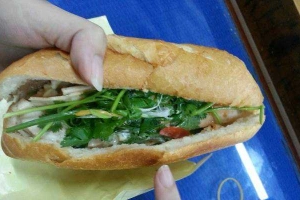 Ăn vặt Bánh Mì Bình Dân - Bàu Cát