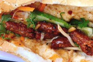 Ăn vặt Bánh Mì Bò Xiên Que Nướng