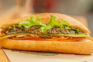 Ăn vặt Bánh Mì Bôm Bốp - Hoa Lư