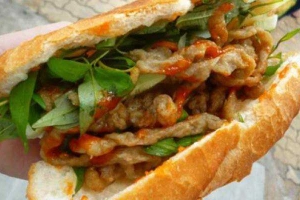Ăn vặt Bánh Mì Chả Cá Baku