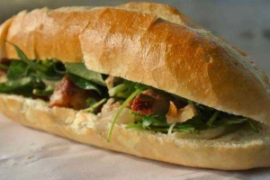 Ăn vặt Bánh MÌ Chả Cá Minh Minh