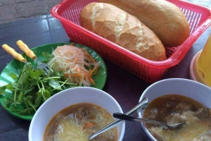 Ăn vặt Bánh Mì Chấm Bảy Quán