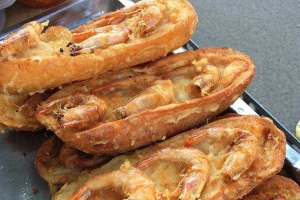 Ăn vặt Bánh Mì Chiên Tôm