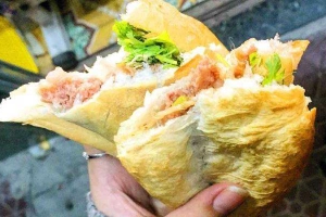 Ăn vặt Bánh Mì Cô Hằng
