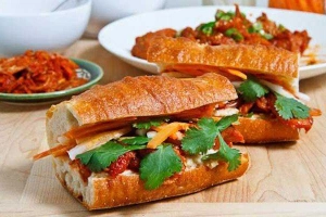 Ăn vặt Bánh Mì Đại Hân