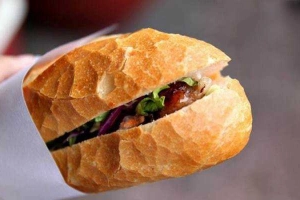 Ăn vặt Bánh Mì Dì Quy