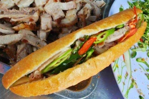 Ăn vặt Bánh Mì - Diên Hồng