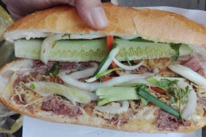 Ăn vặt Bánh Mì Đỗ Duy Thanh