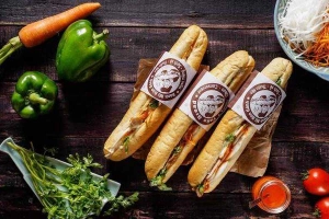Ăn vặt Bánh Mì Đòn Gánh - Chiến Thắng