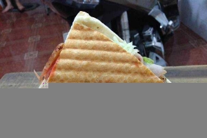 Ăn vặt Bánh Mì Donner Kebab - Tô Hiệu