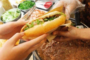 Ăn vặt Bánh Mì & Giải Khát