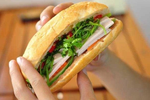 Ăn vặt Bánh Mì Hà Nội - Phổ Quang