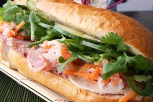 Ăn vặt Bánh Mì Hà Nội - Sư Vạn Hạnh