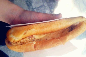Ăn vặt Bánh Mì - Hàng Gai