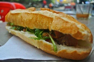 Ăn vặt Bánh Mì Heo Quay