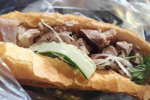 Ăn vặt Bánh Mì Heo Quay - Lý Thường Kiệt