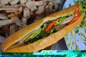 Ăn vặt Bánh Mì Heo Quay