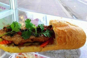 Ăn vặt Bánh Mì Hội An - Phan Văn Trị
