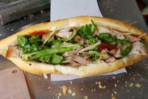 Ăn vặt Bánh Mì Hồng Lan