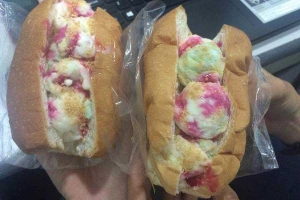 Ăn vặt Bánh Mì Kẹp Kem - Phan Văn Trị