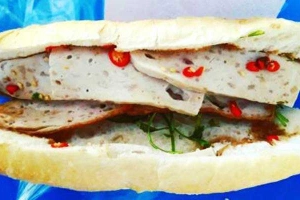Ăn vặt Bánh Mì - Lê Duẩn