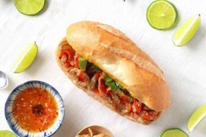 Ăn vặt Bánh Mì Má Hải - Vĩnh Viễn