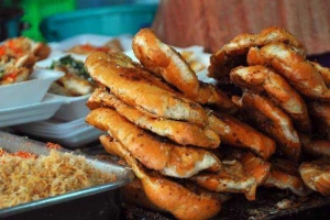 Ăn vặt Bánh Mì Muối Ớt - Hoàng Văn Thụ