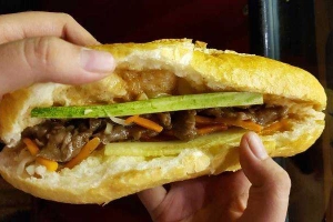 Ăn vặt Bánh Mì Ngã Sáu