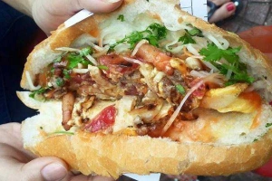 Ăn vặt Bánh Mì Ngon - Nguyễn Quý Đức