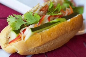 Ăn vặt Bánh Mì Nguyên Hương - Nguyễn Thiện Thuật