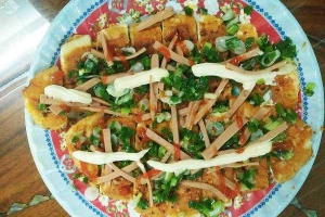 Ăn vặt Bánh Mì Nướng Muối Ớt Bé Đỏ