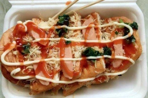 Ăn vặt Bánh Mì Nướng Muối Ớt