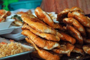 Ăn vặt Bánh Mì Nướng Muối Ớt - Phan Đình Phùng