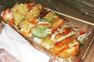 Ăn vặt Bánh Mì Nướng Muối Ớt - Tạ Quang Bửu
