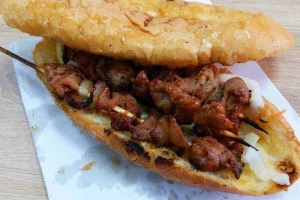 Ăn vặt Kim Oanh - Bánh Mì Bơ Mật Ong & Thịt Xiên Nướng