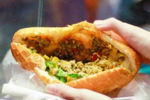 Ăn vặt Bánh Mì Ông Bầu