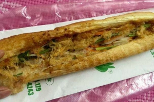 Ăn vặt Bánh Mì Que Đà Nẵng - Lê Văn Chí