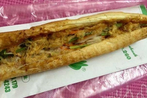 Ăn vặt Bánh Mì Que Đà Nẵng