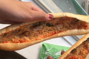 Ăn vặt Bánh Mì Que Đà Nẵng - Trần Trọng Cung