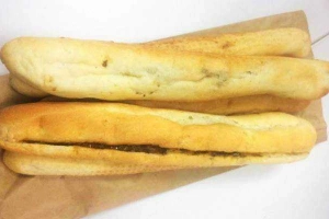 Ăn vặt Bánh Mì Que - Láng Hạ