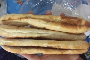 Ăn vặt Bánh Mì Que - Trần Đình Xu