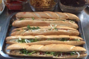 Ăn vặt Bánh Mì Que
